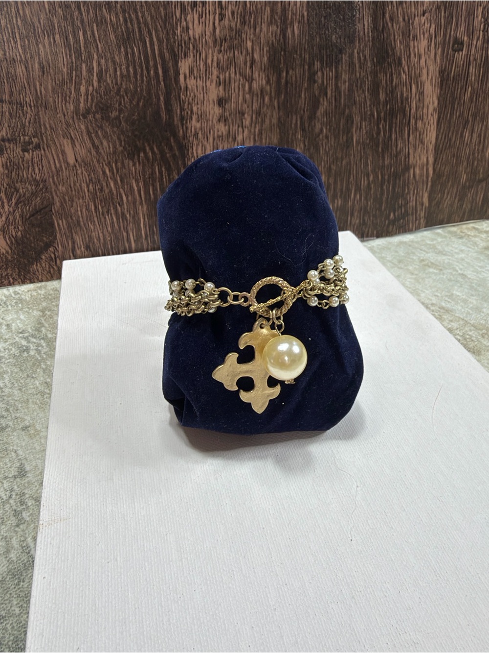Gold Tone Multi-Strand Faux Pearl Fleur-de-Lis Charm Bracelet Toggle Clasp